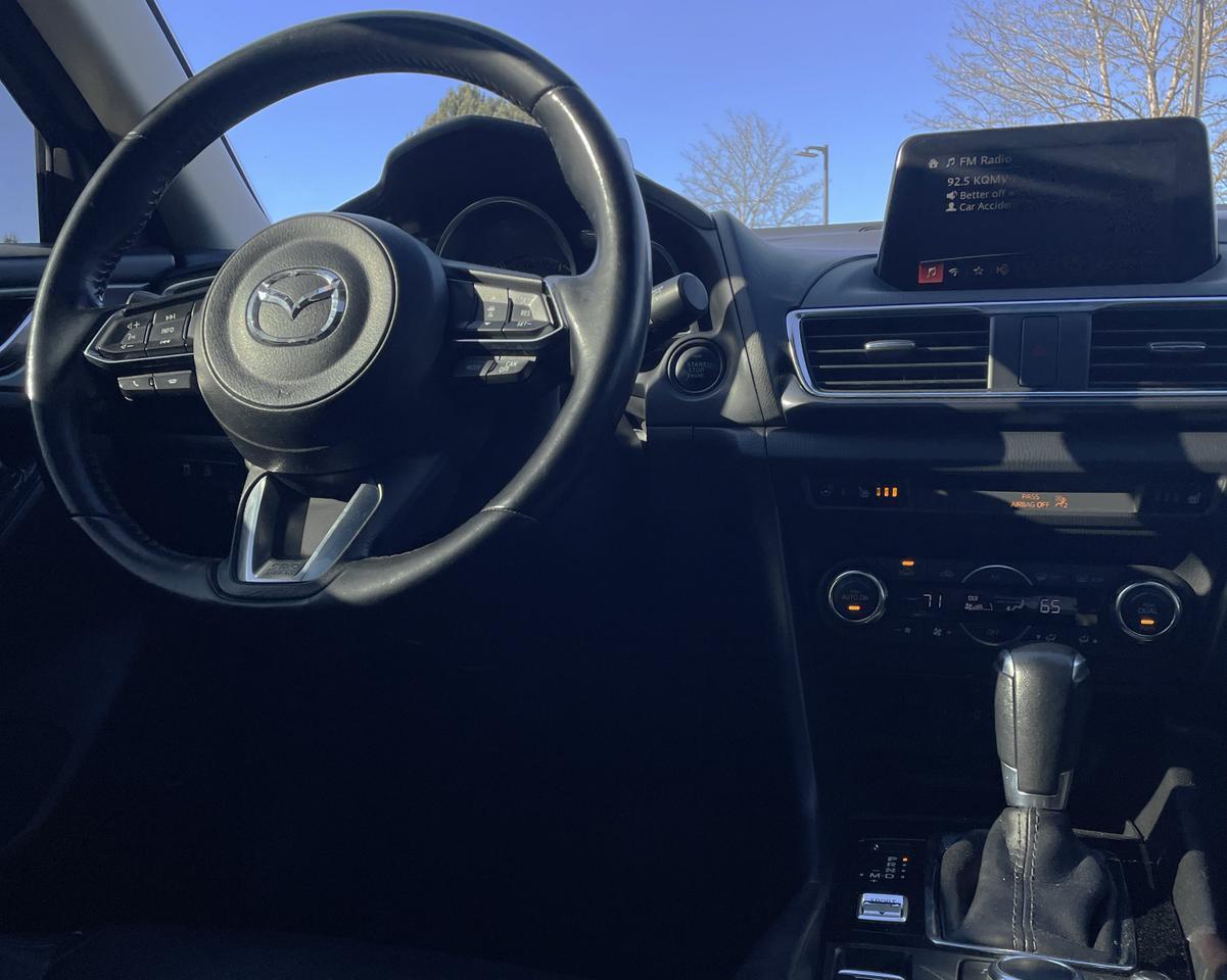 2017 Mazda MAZDA3 Grand Touring Hatchback 4D Port Orchard WA