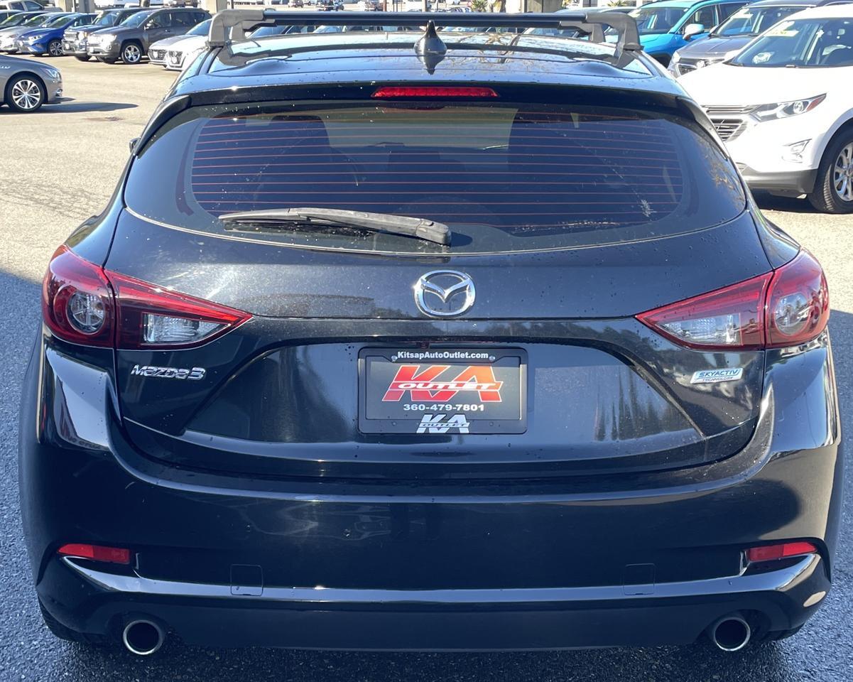 2017 Mazda MAZDA3 Grand Touring Hatchback 4D Port Orchard WA