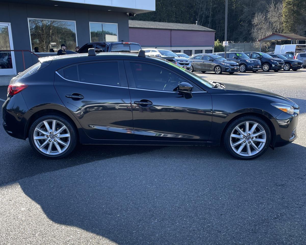 2017 Mazda MAZDA3 Grand Touring Hatchback 4D Port Orchard WA