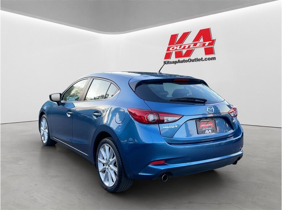 2017 Mazda MAZDA3 Touring 2.5 Hatchback 4D