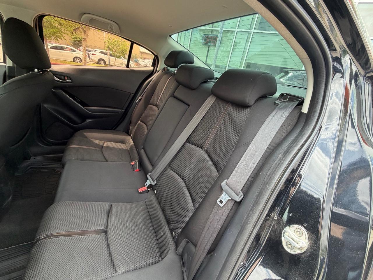 2017 Mazda MAZDA3 i Sport AT 4-Door Austin TX