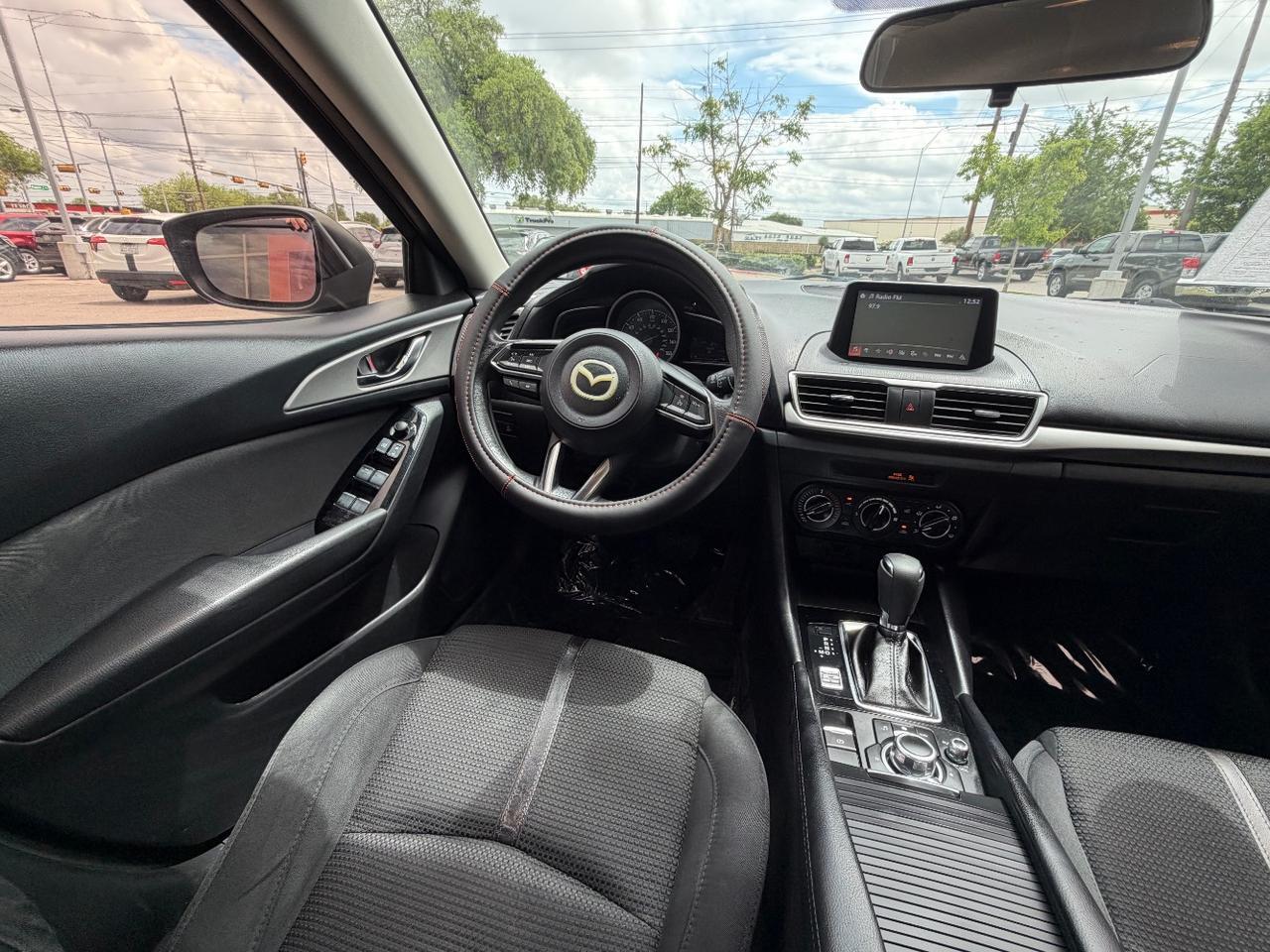 2017 Mazda MAZDA3 i Sport AT 4-Door Austin TX