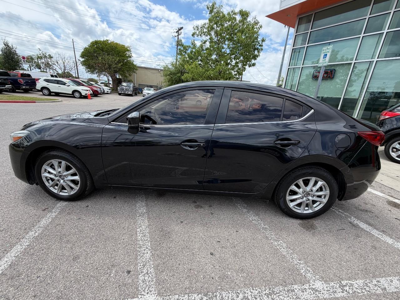 2017 Mazda MAZDA3 i Sport AT 4-Door Austin TX