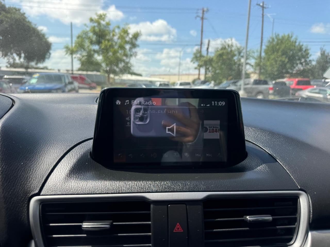 2017 Mazda MAZDA3 i Touring AT 4-Door Austin TX