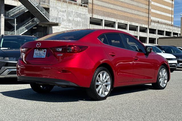 2017 Mazda Mazda3 4-Door Touring