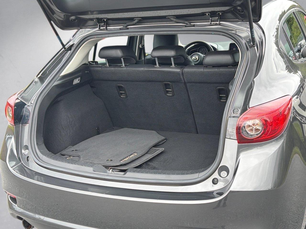 2017 Mazda Mazda3 5-Door Touring 2.5 Hagerstown MD
