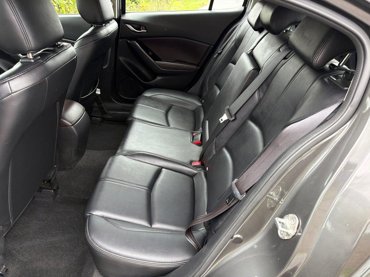 2017 Mazda Mazda3 5-Door Touring 2.5 Hagerstown MD