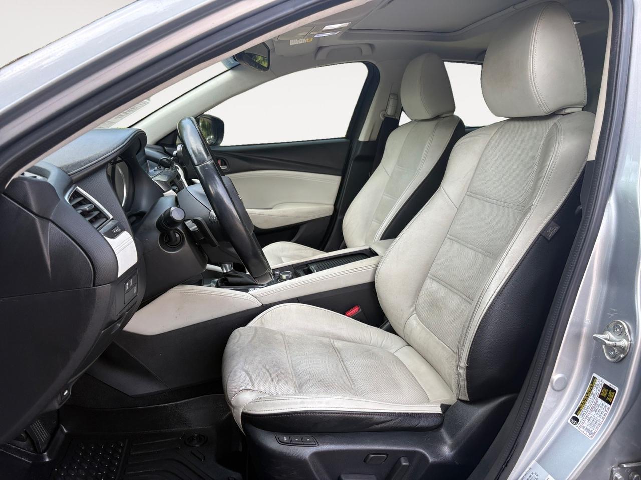 2017 Mazda Mazda6 Grand Touring, SUNROOF, SPORT DRIVE MODE, PADDLE SHIFTERS, HEADS UP DISPLAY, BACKUP CAMERA WITH PARKING SENSORS, HEATED SEATS, BLIND SPOT ALERT, FORWARD COLLISION ALERT, LANE KEEP ASSIST, LOW MILES, CLEAN CARFAX, THIS SEDAN HAS IT ALL!