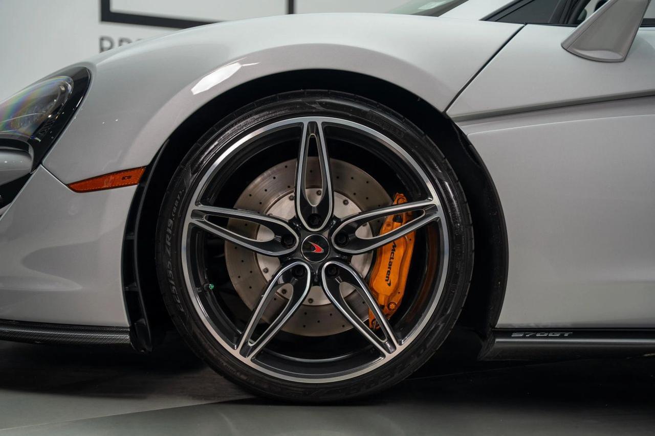 2017 McLaren 570GT Coupe 2D St. Louis MO