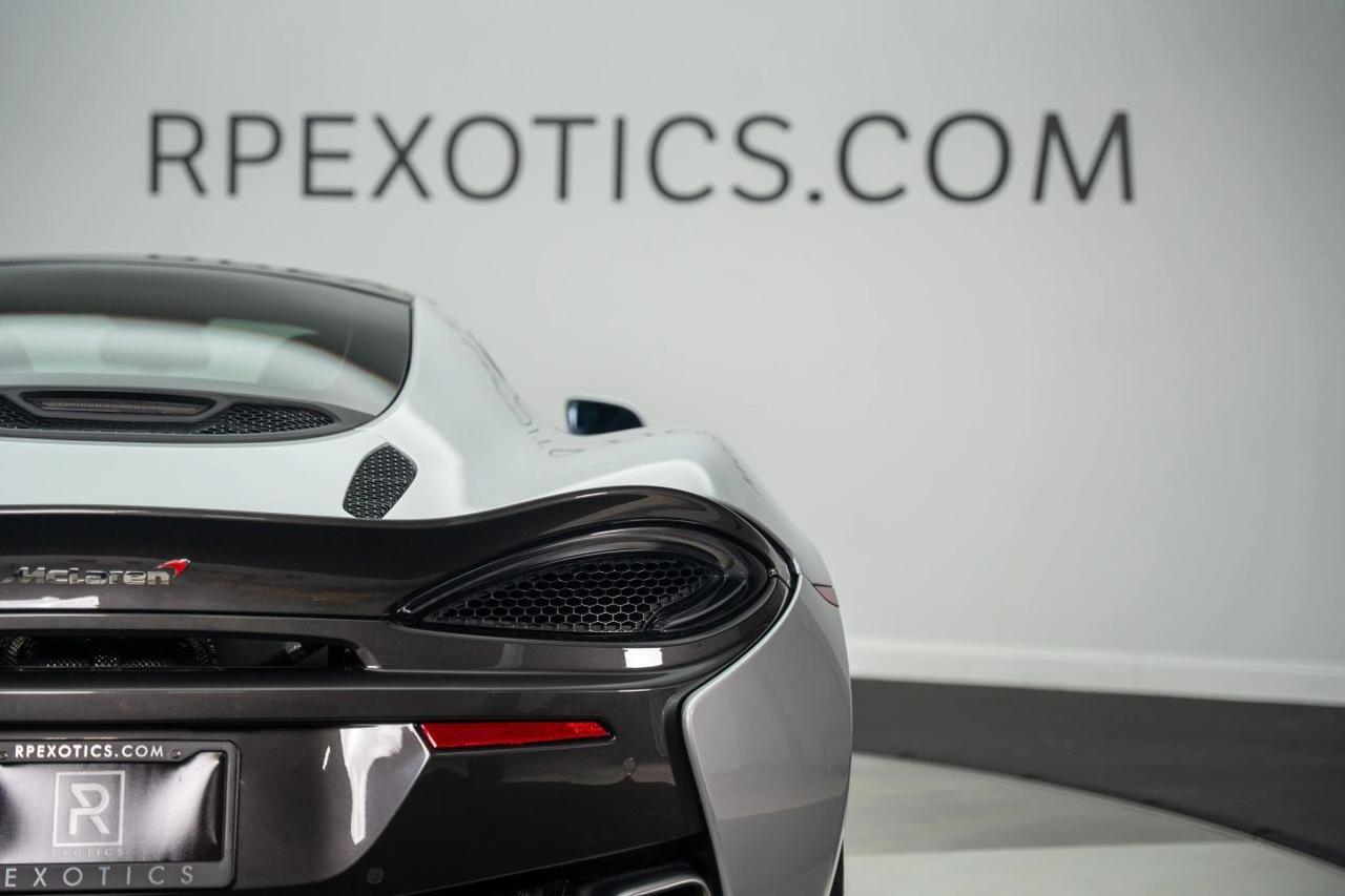 2017 McLaren 570GT Coupe 2D St. Louis MO