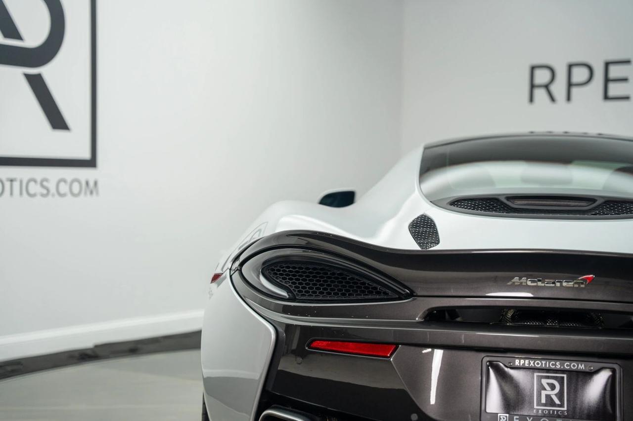 2017 McLaren 570GT Coupe 2D St. Louis MO