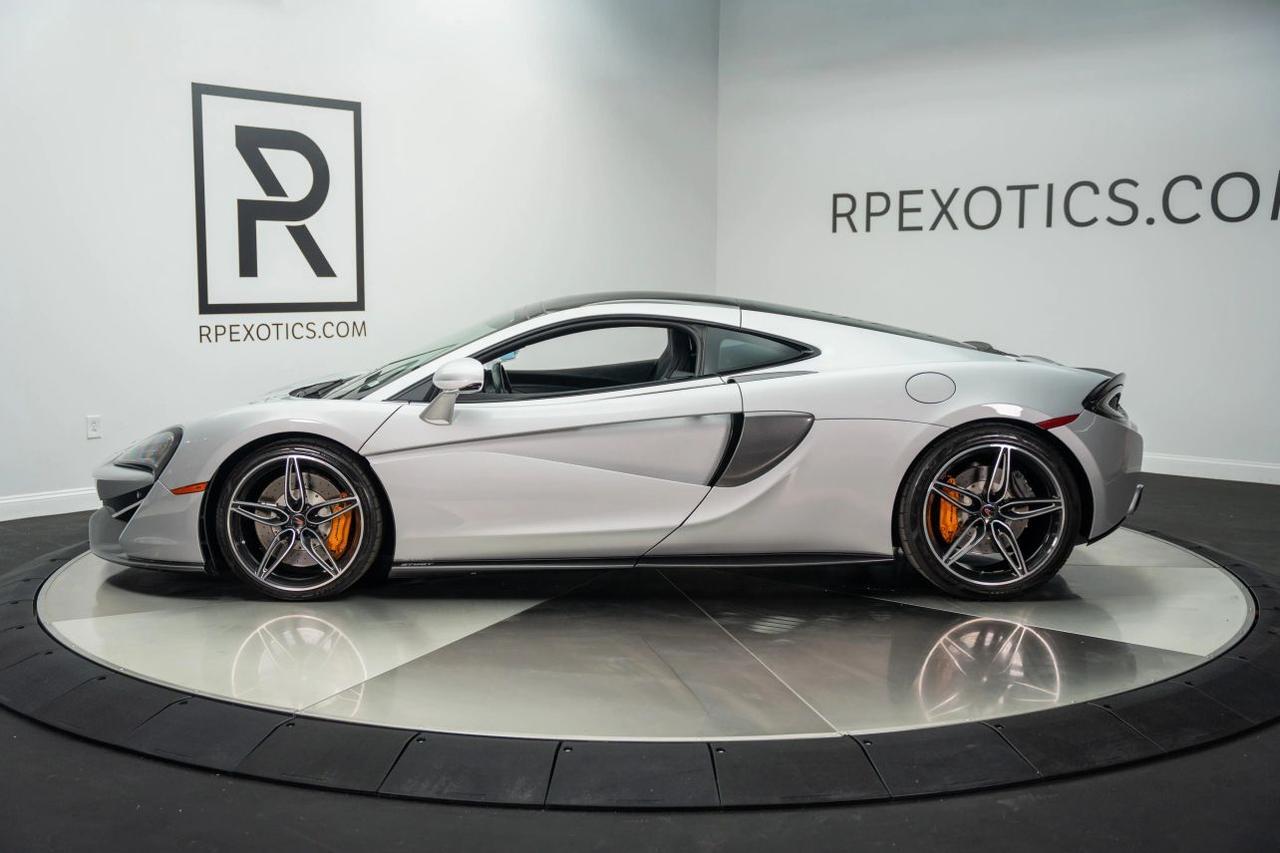 2017 McLaren 570GT Coupe 2D St. Louis MO
