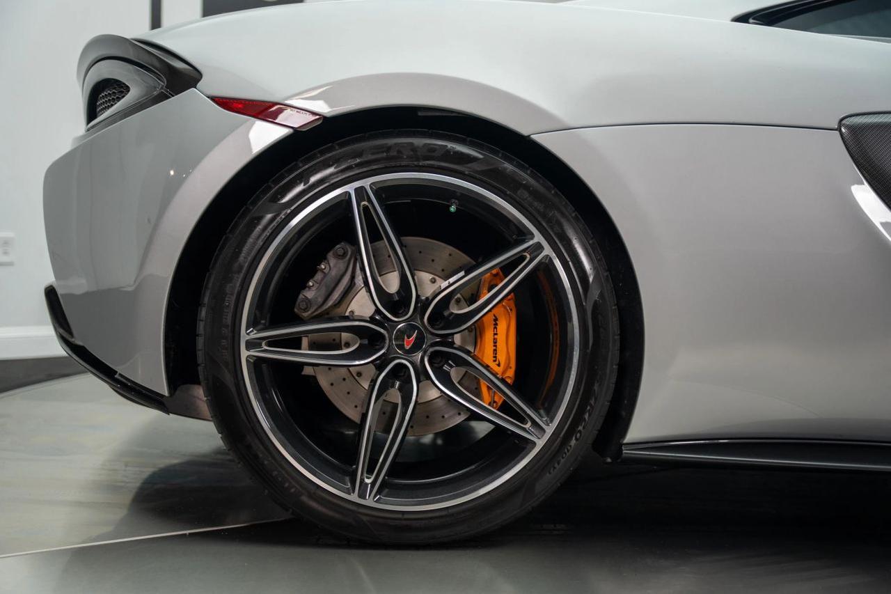 2017 McLaren 570GT Coupe 2D St. Louis MO