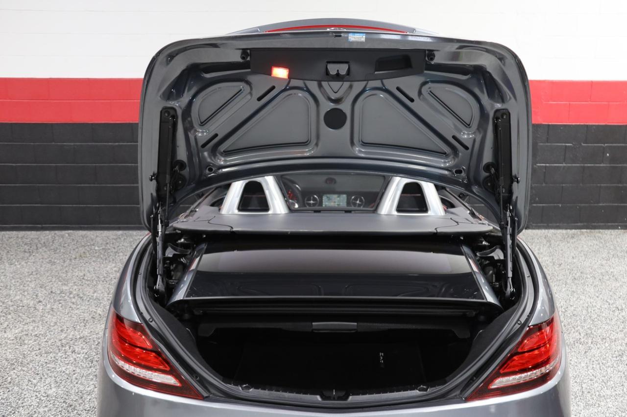 2017 Mercedes-Benz AMG SLC 43 W/Night Package 2Dr Convertible Skokie IL