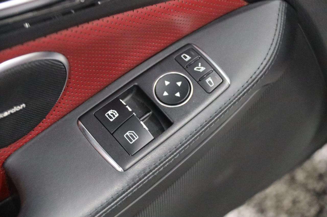 2017 Mercedes-Benz AMG SLC 43 W/Night Package 2dr Roadster Skokie IL