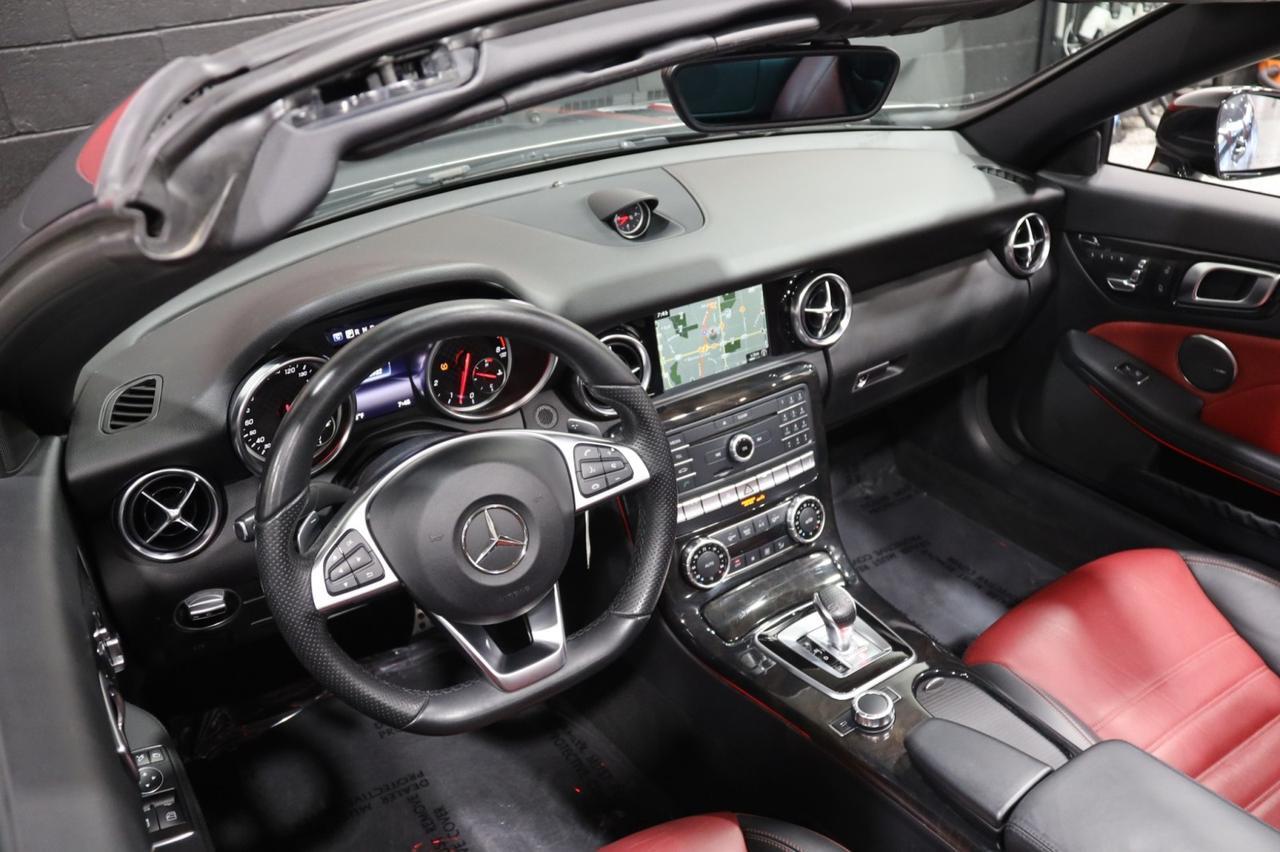 2017 Mercedes-Benz AMG SLC 43 W/Night Package 2dr Roadster Skokie IL