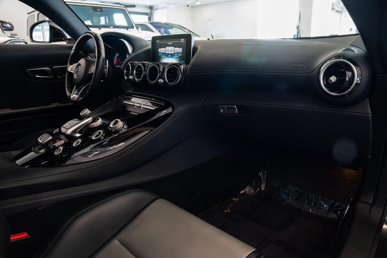 2017 Mercedes-Benz AMG&reg; GT Base Gladstone OR