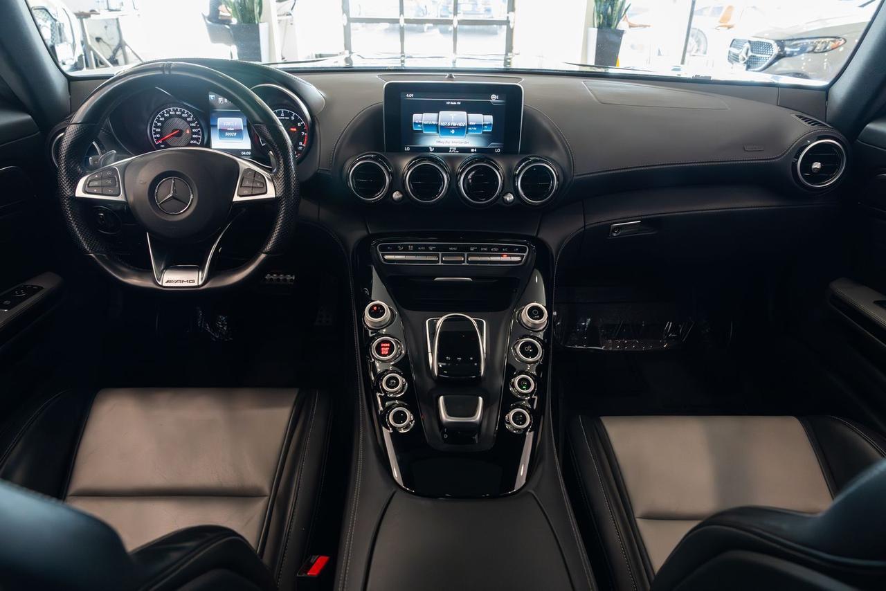 2017 Mercedes-Benz AMG&reg; GT Base Gladstone OR