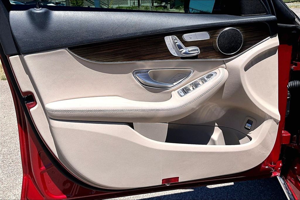 2017 Mercedes-Benz C-Class C 300 OR