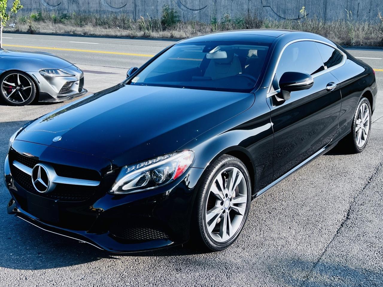 2017 Mercedes Benz C 300 photo 9