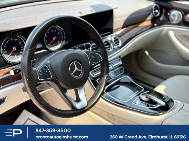 2017 Mercedes-Benz E 300 4MATIC Elmhurst IL