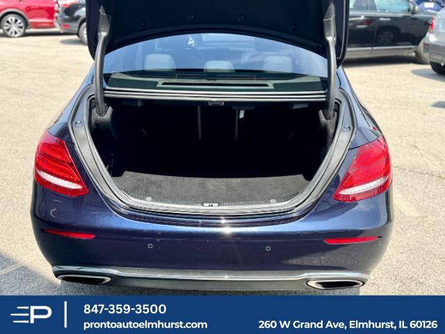2017 Mercedes-Benz E 300 4MATIC Elmhurst IL