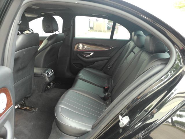 2017 Mercedes-Benz E 300 4MATIC Plano TX