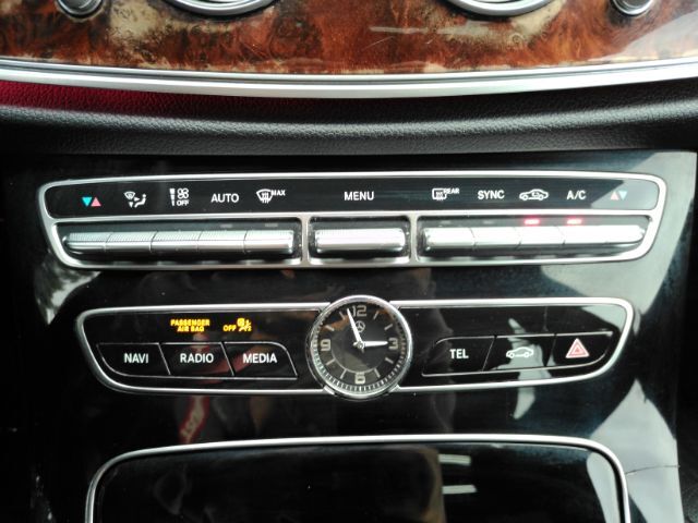 2017 Mercedes-Benz E 300 4MATIC Plano TX