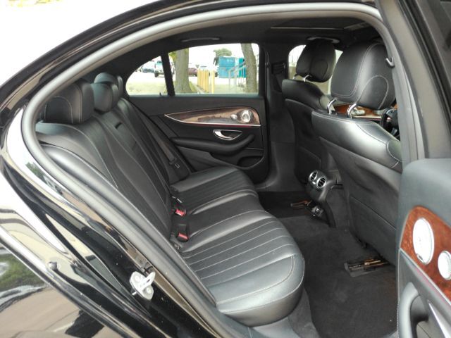 2017 Mercedes-Benz E 300 4MATIC Plano TX