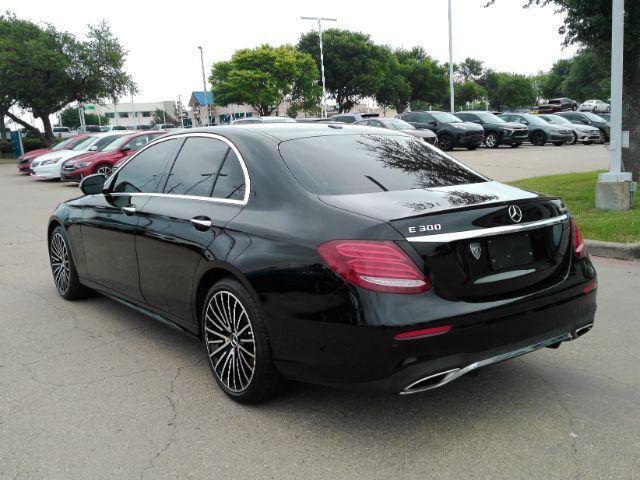 2017 Mercedes-Benz E 300 4MATIC Plano TX