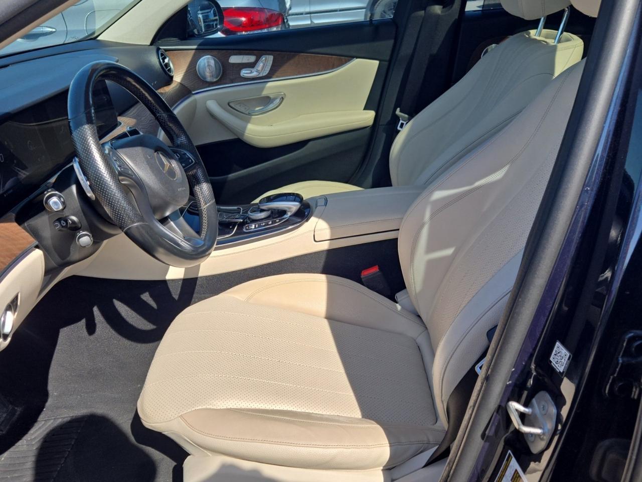 2017 Mercedes-Benz E-Class E 300 | 360 CAMERA | HUD | BURMESTER SOUND | PANORAMIC SUNROOF | AMBIENT LIGHTING | WOOD TRIM Toronto ON