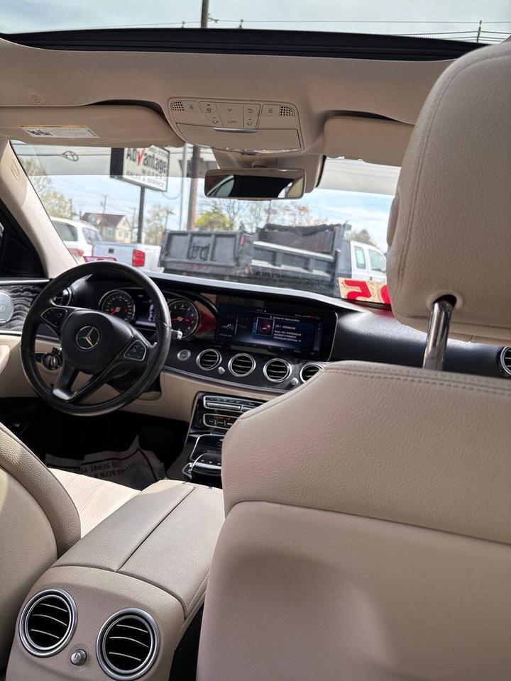 2017 Mercedes-Benz E-Class E 300 4MATIC AWD 4dr Sedan Edison NJ