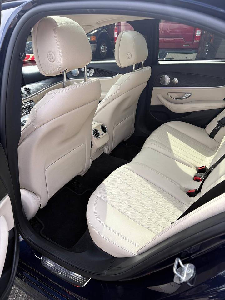 2017 Mercedes-Benz E-Class E 300 4MATIC AWD 4dr Sedan Edison NJ