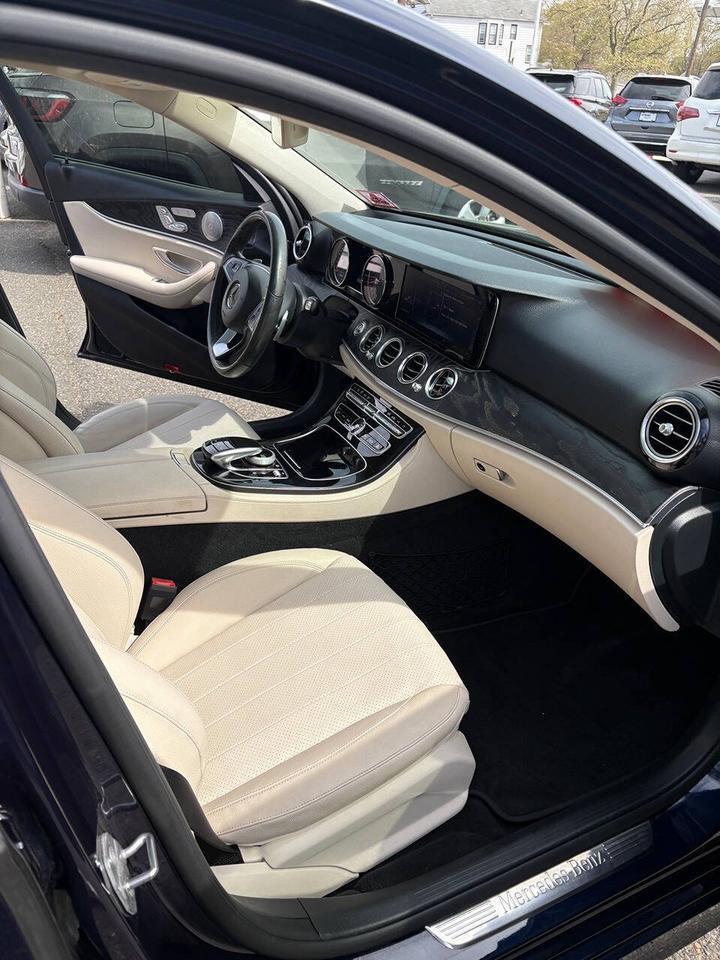 2017 Mercedes-Benz E-Class E 300 4MATIC AWD 4dr Sedan Edison NJ