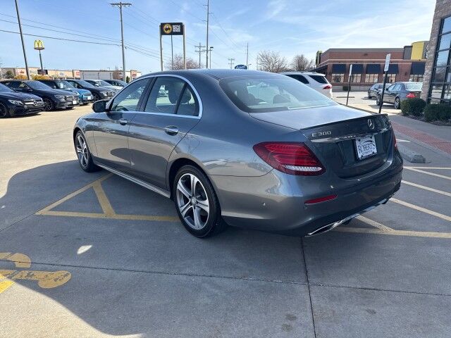 2017 Mercedes-Benz E-Class E 300 Luxury