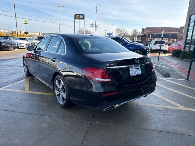 2017 Mercedes-Benz E-Class E 300 Sport