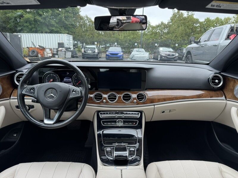 2017 Mercedes-Benz E300 Luxury 4Matic Willow Grove PA