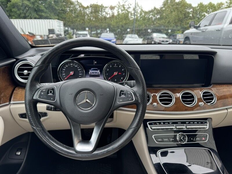 2017 Mercedes-Benz E300 Luxury 4Matic Willow Grove PA