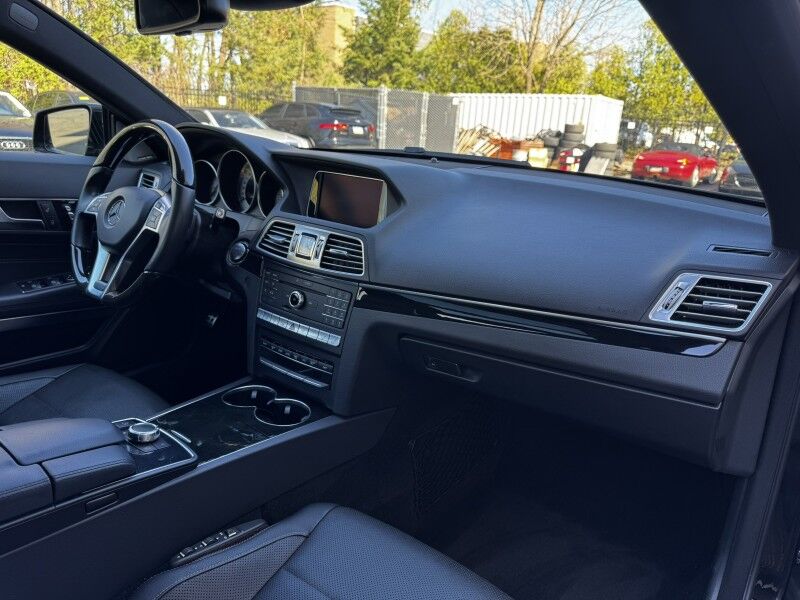 2017 Mercedes-Benz E400 4Matic Willow Grove PA