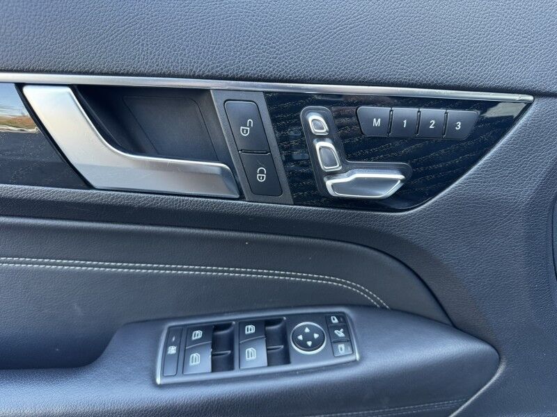 2017 Mercedes-Benz E400 4Matic Willow Grove PA