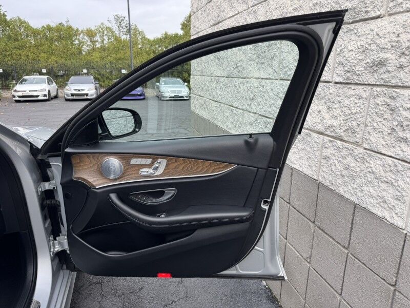 2017 Mercedes-Benz E400 Luxury 4Matic Willow Grove PA