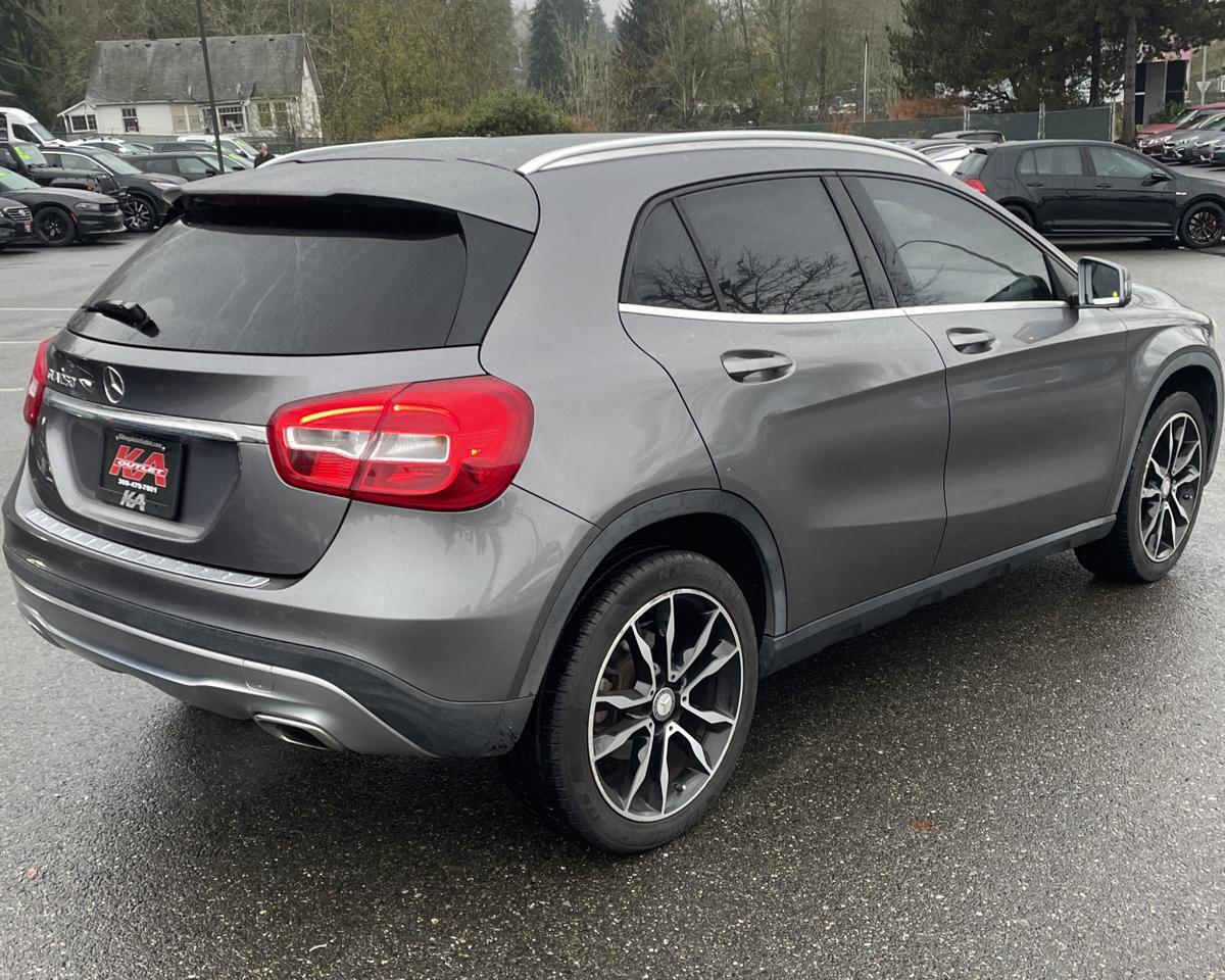 2017 Mercedes Benz GLA 250 photo 4