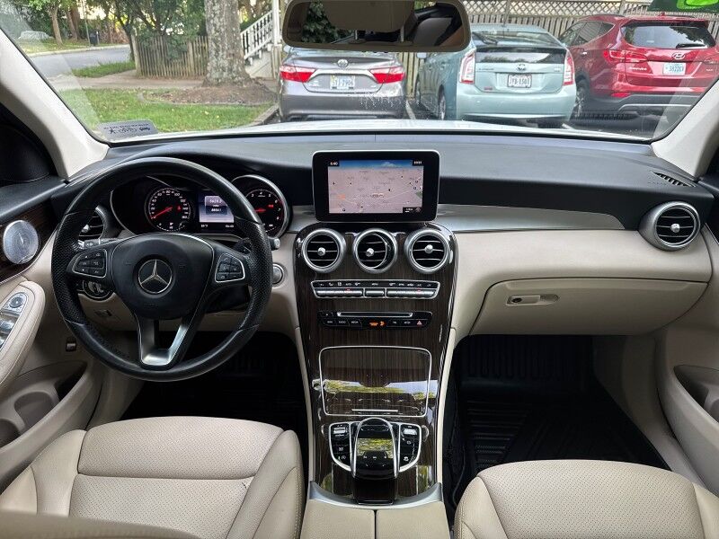 2017 Mercedes-Benz GLC 300 4MATIC Arlington VA