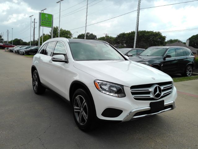 2017 Mercedes-Benz GLC 300 4MATIC Plano TX