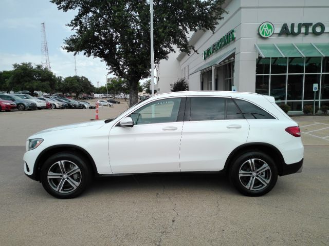 2017 Mercedes-Benz GLC 300 4MATIC Plano TX