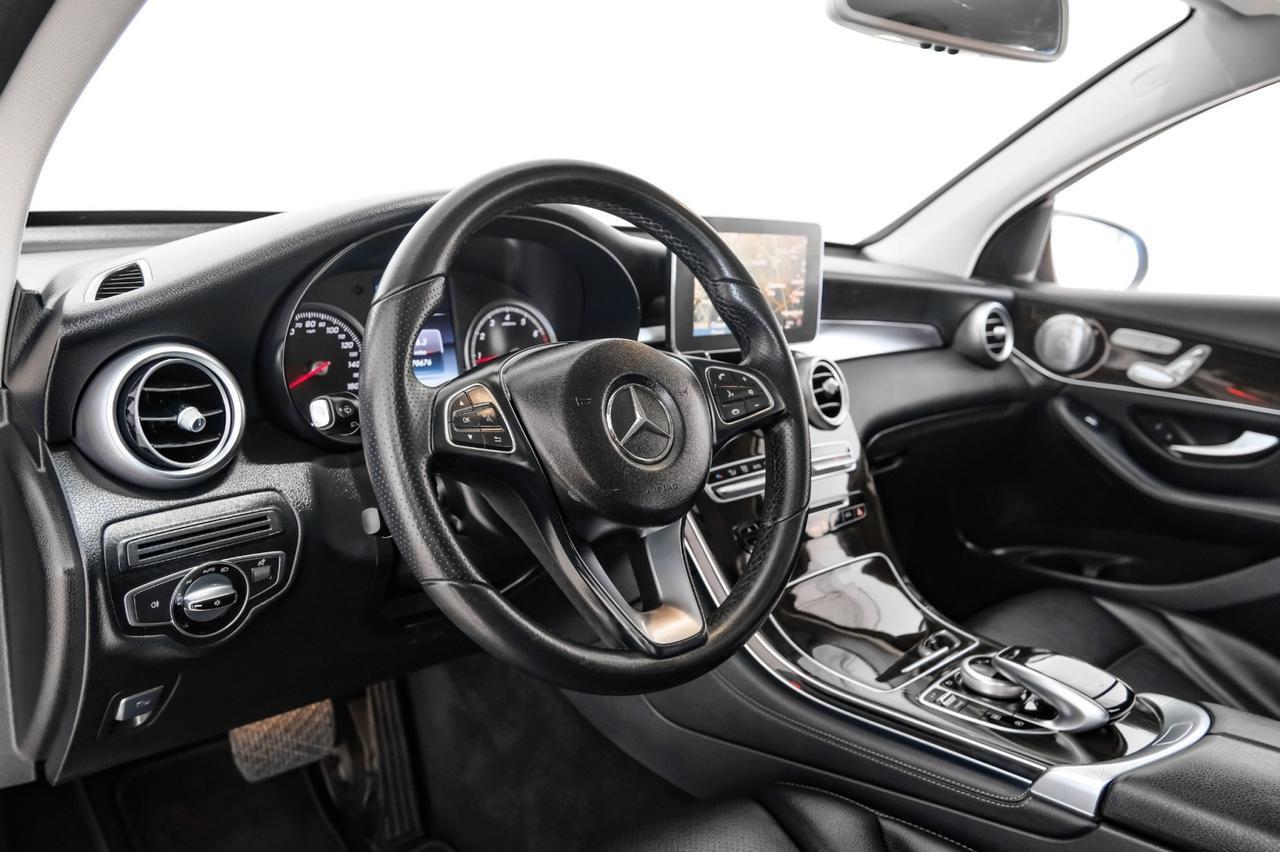 2017 Mercedes-Benz GLC 300 Coupe 4MATIC BLIND SPOT ASSIST NAVIGATION SUNROOF LEATHER HEATED SEATS REAR CAMERA Carrollton TX