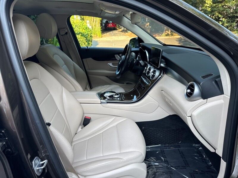 2017 Mercedes-Benz GLC 300 GLC 300 4MATIC Arlington VA