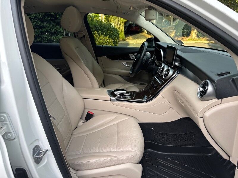 2017 Mercedes-Benz GLC 300 GLC 300 4MATIC Arlington VA