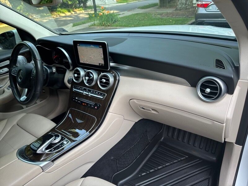 2017 Mercedes-Benz GLC 300 GLC 300 4MATIC Arlington VA