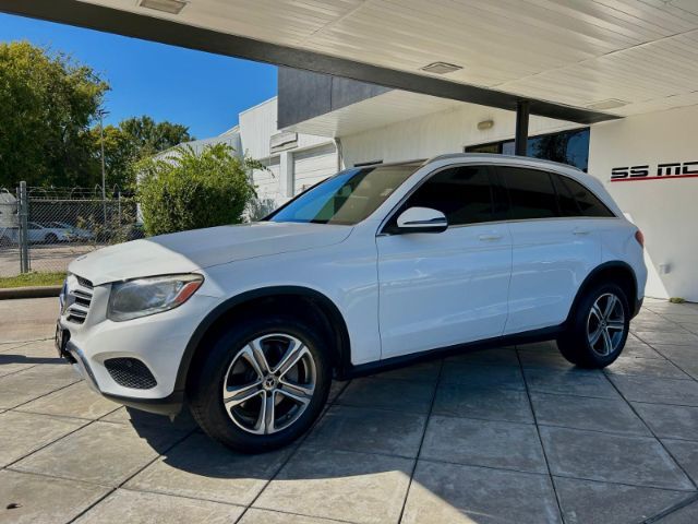 2017 Mercedes-Benz GLC-Class GLC300 158,645 mi.